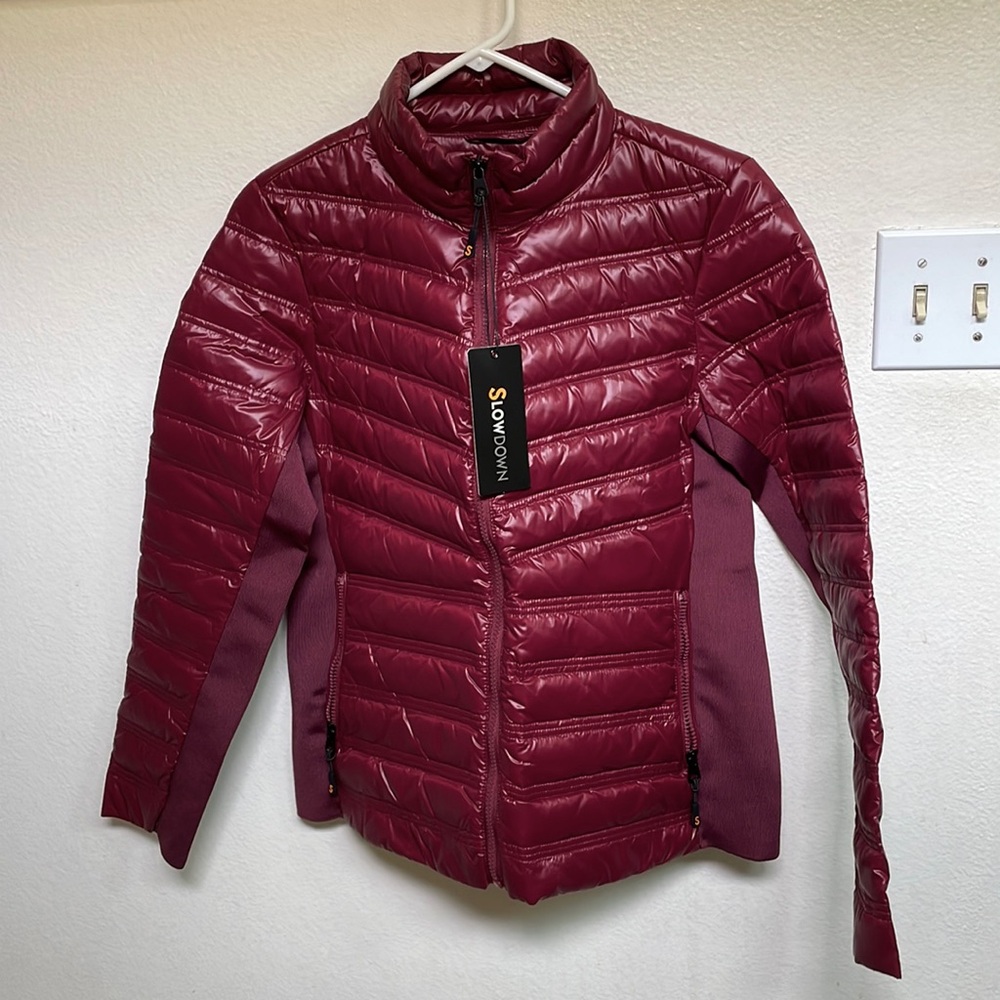 Burgundy Lightweight Puffer Jacket - Women’s Size M